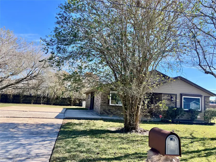 3807 Wade Street, Santa Fe, TX 77517 - #2