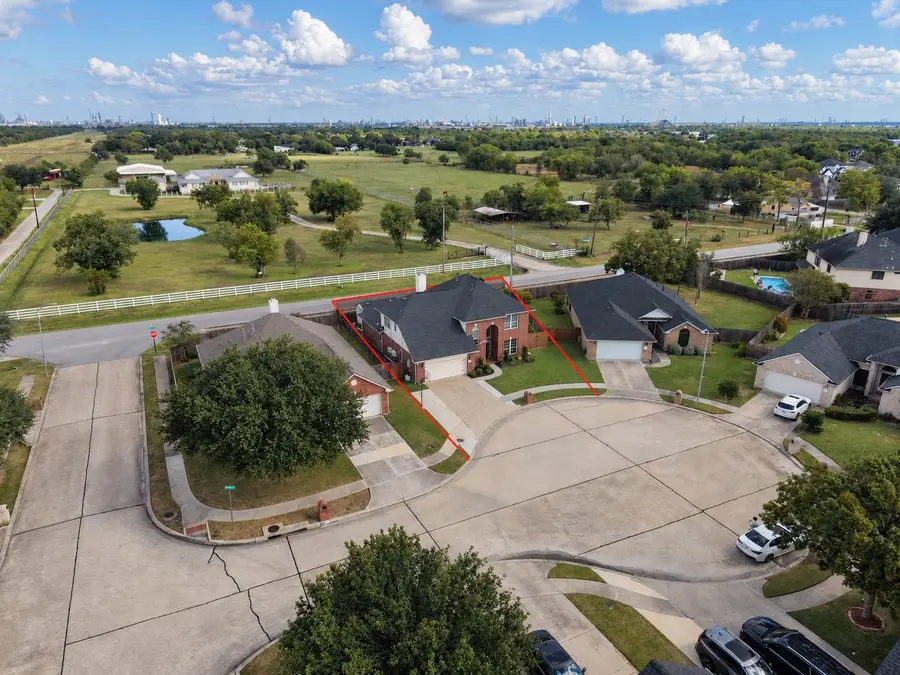 105 Kevin Court, La Porte, TX 77571 - #3