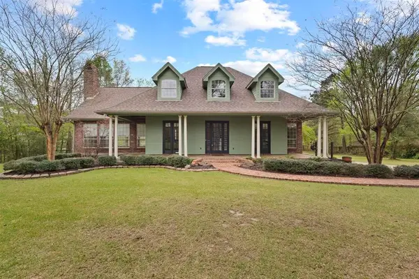 1801 Cub Trail, Orange, TX 77632