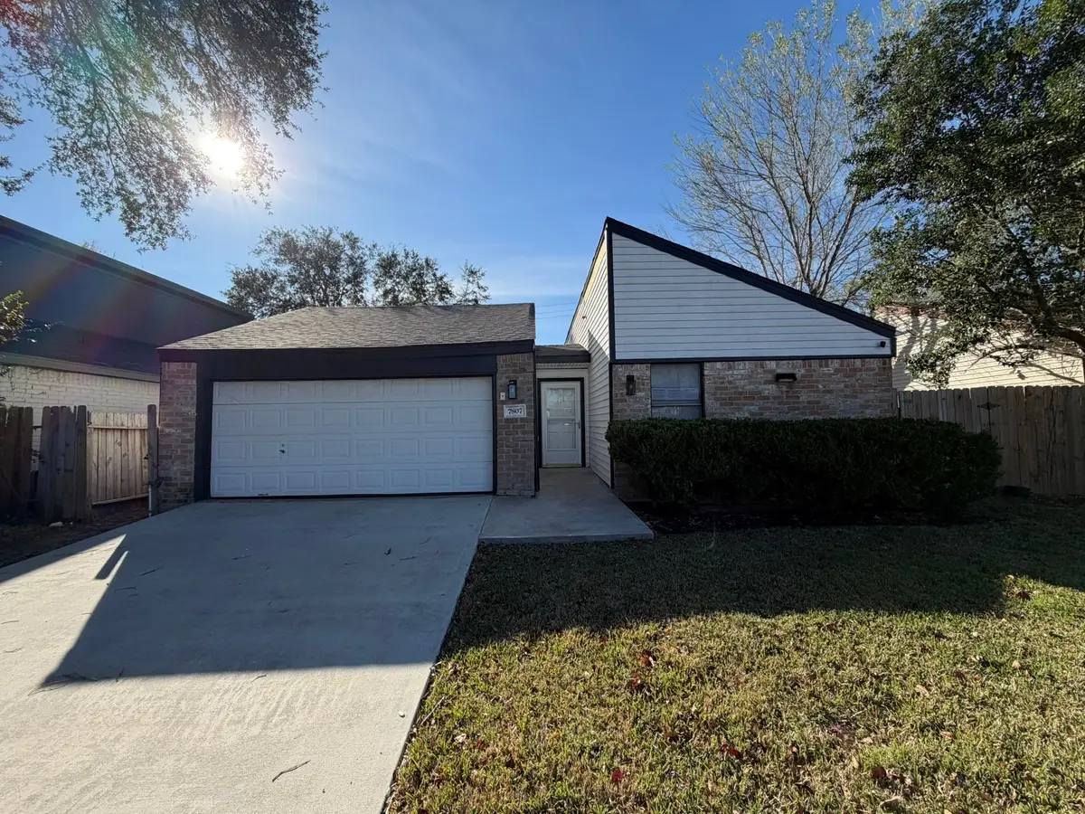 7807 Secretariat Lane, Houston, TX 77071 - Image #1