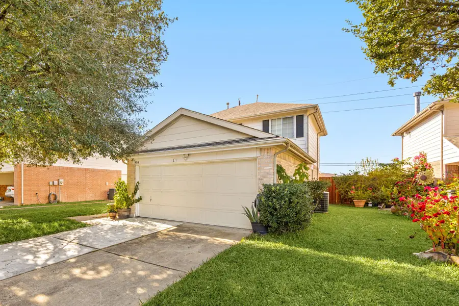 9815 Lonsford Drive, Houston, TX 77086 - Image #3