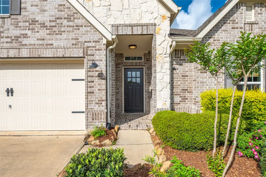 1851 Belle Place, Alvin, TX 77511 - #3