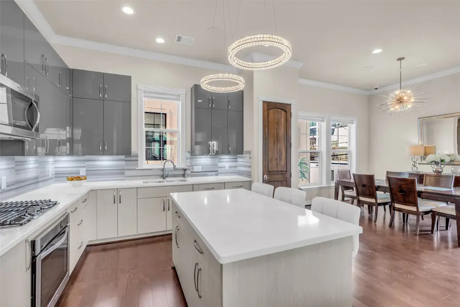 2307 Richton, Houston, TX 77098 - #2
