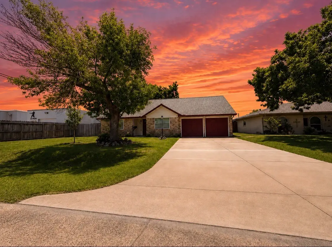 2818 Spa Drive, Deer Park, TX 77536 - #1