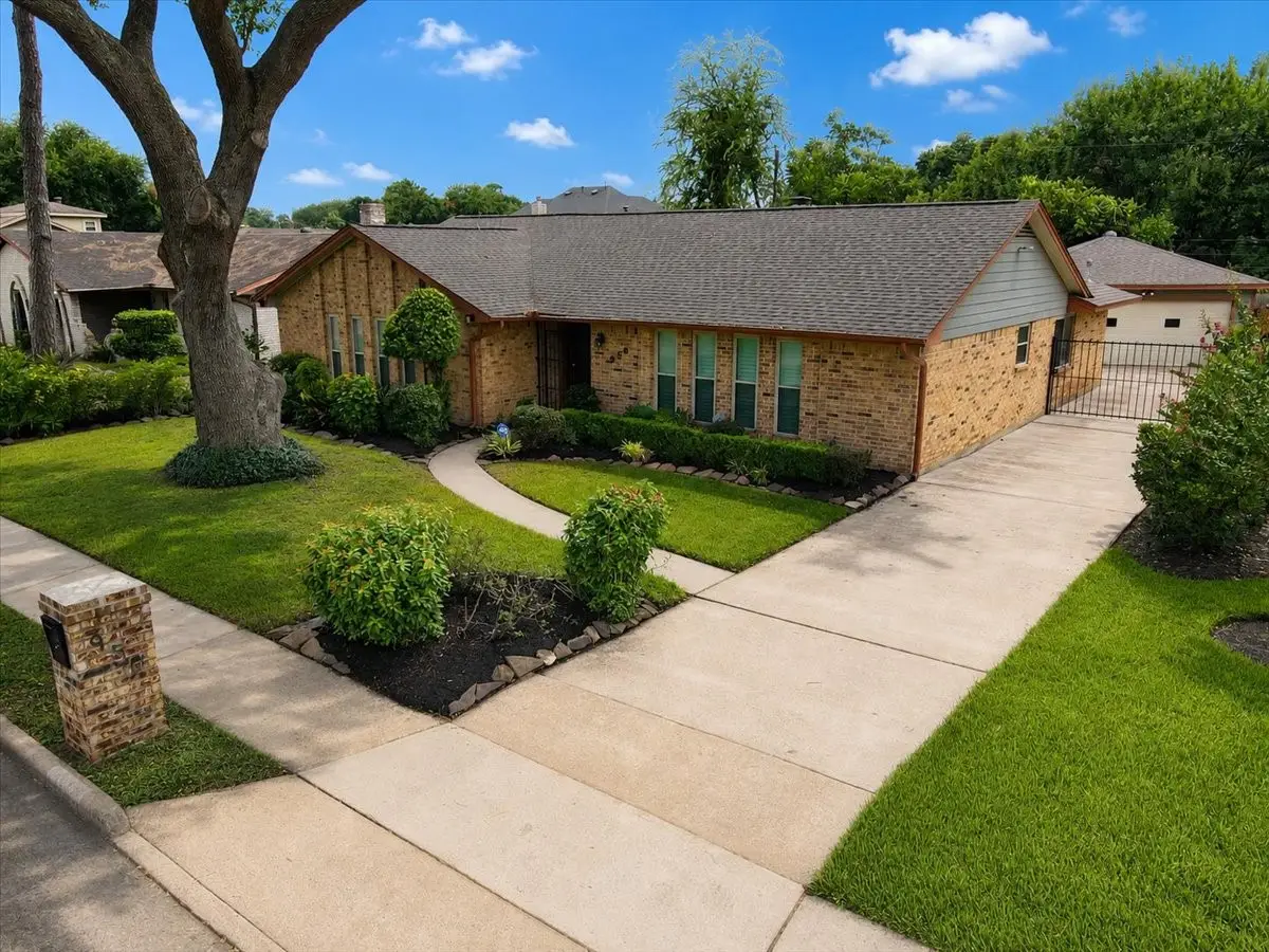 950 W Donovan Street, Houston, TX 77091 - #1