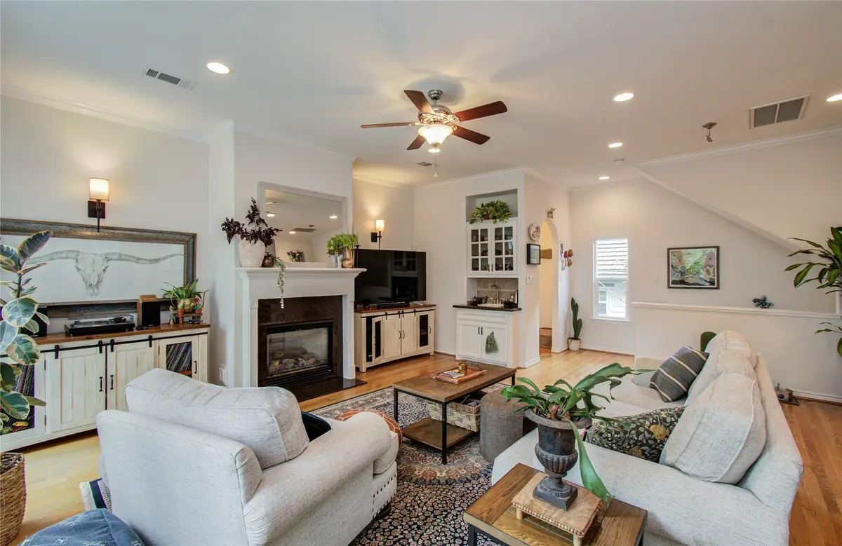 4404 Floyd Street #C, Houston, TX 77007 - Image #1