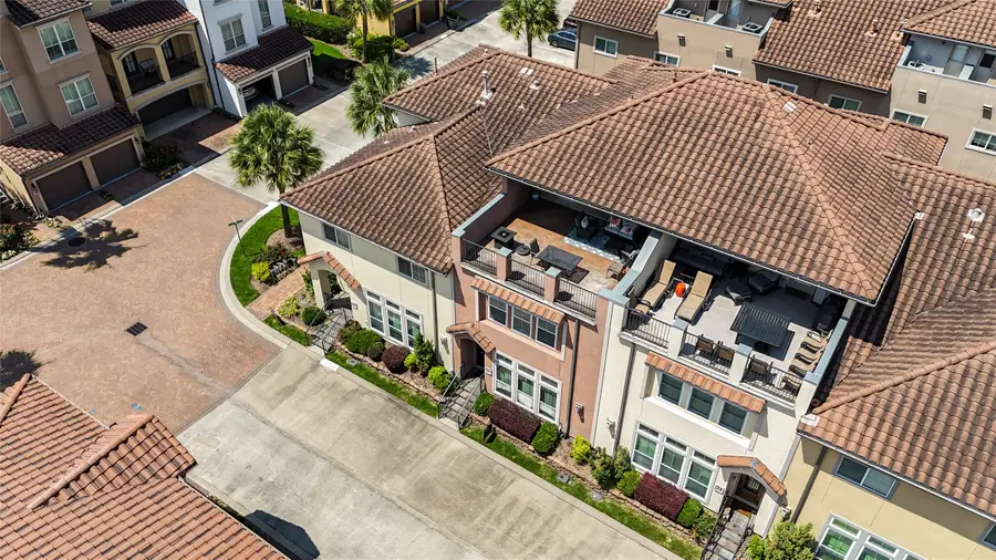 26 W Oaks Drive, Pasadena, TX 77058 - #3