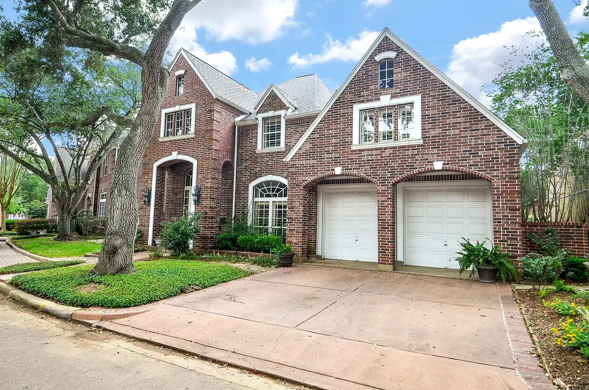 19 Ambleside Crescent Drive, Sugar Land, TX 77479 - #1