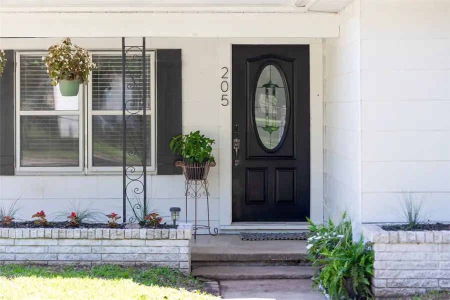 205 Hampshire Drive, Brenham, TX 77833 - #2