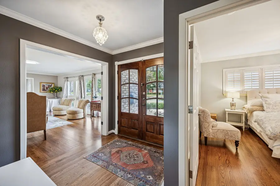 5659 Chevy Chase Drive, Houston, TX 77056 - #2