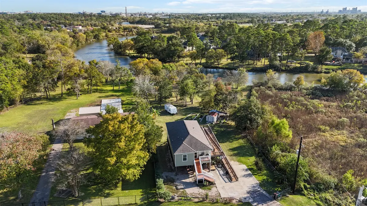 9810 Oak Leaf Drive, Baytown, TX 77521 - #1