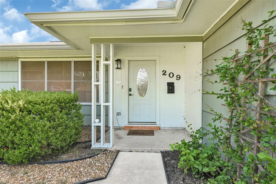 209 W 6th Street, Deer Park, TX 77536 - #3