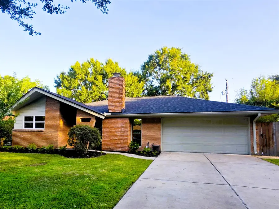 5315 Briarbend Drive, Houston, TX 77096 - #2