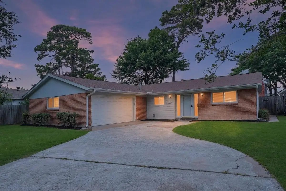 10010 Westview Drive, Houston, TX 77055 - #1