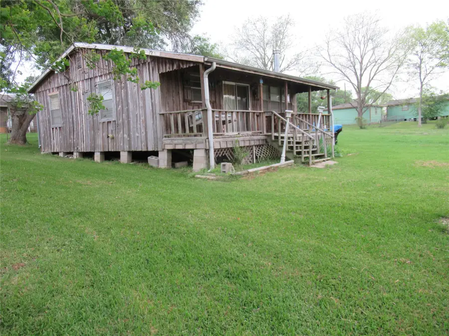 50 Lakeview Drive, Pointblank, TX 77364 - #2