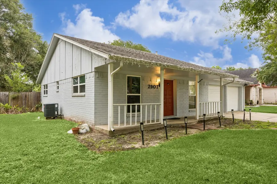 2907 Arkansas Avenue, Dickinson, TX 77539 - #3