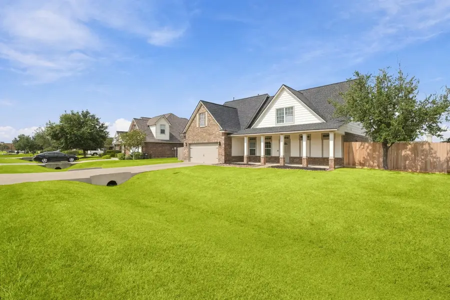 13911 Martinique Lane, Monterey Belvieu, TX 77523 - #3