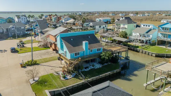 1210 Island Drive, Dickinson, TX 77539