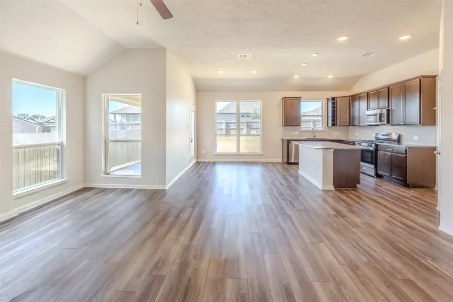 1012 Old Vine Road, Brenham, TX 77833 - Image #2