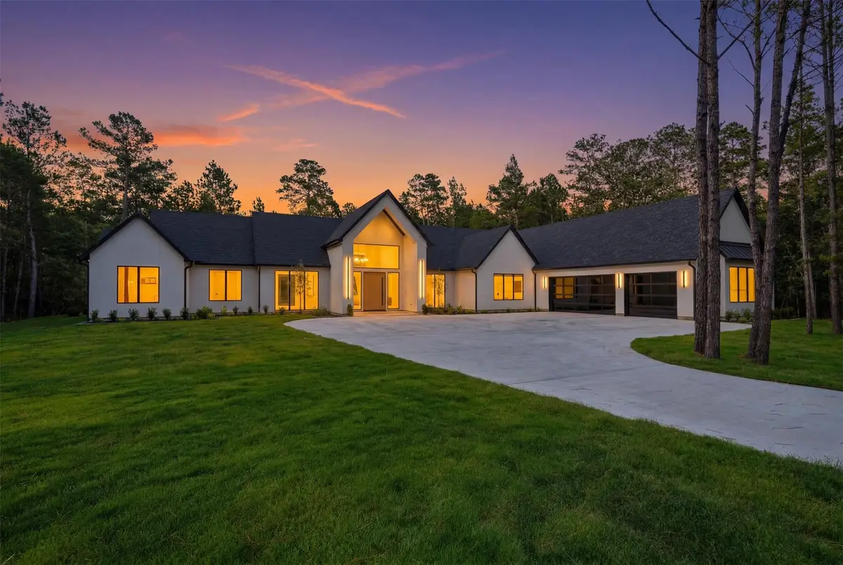 25100 Fort Davis Road, Montgomery, TX 77316 - #1