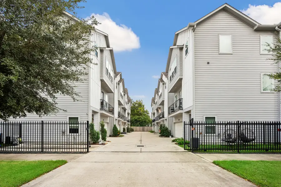418 W 28th Street #C, Houston, TX 77008 - #2