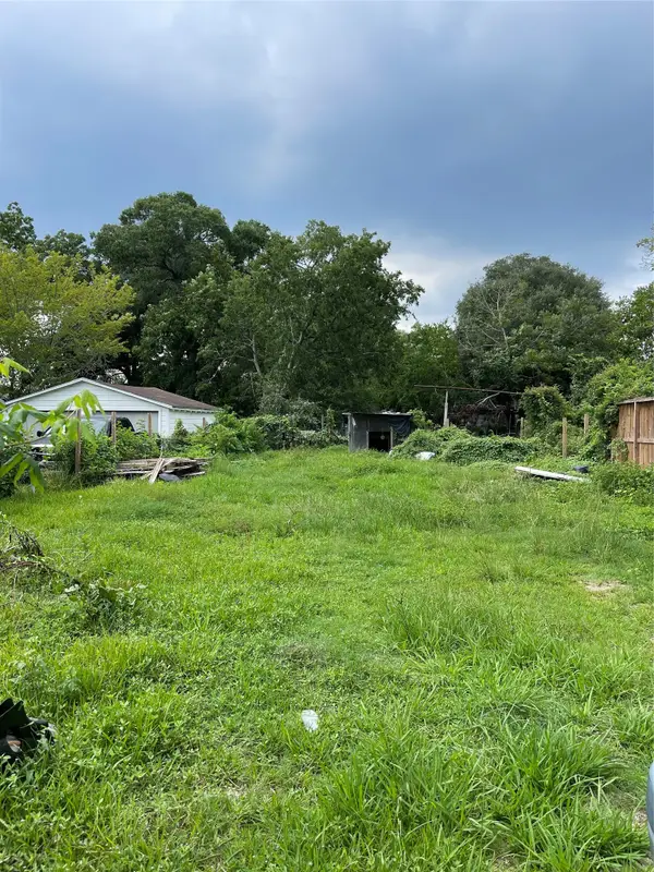 7009 Roswell Street, Houston, TX 77022