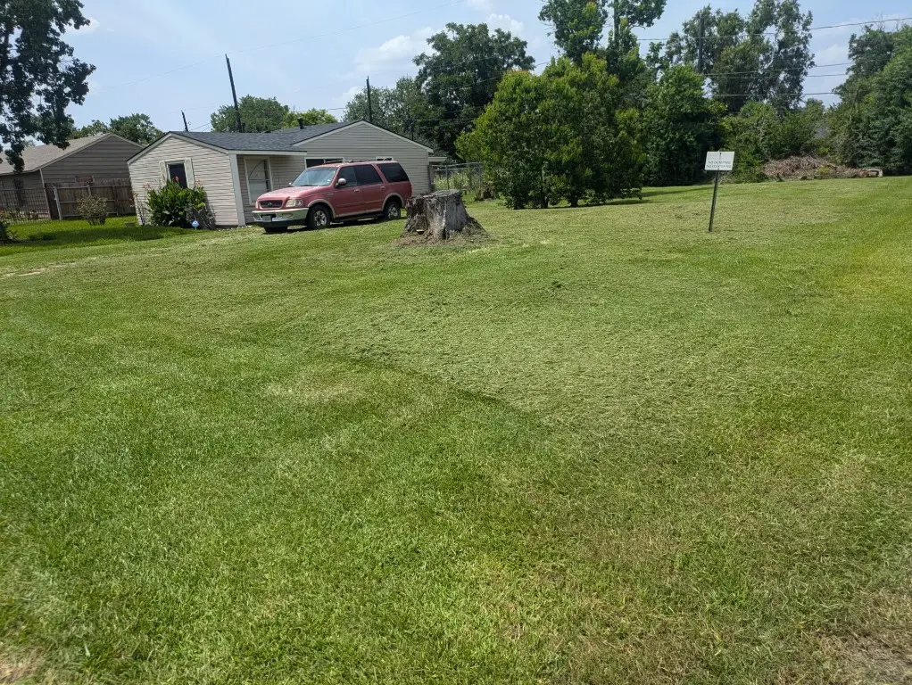 5335 Lyndhurst Drive, Houston, TX 77033 - #1