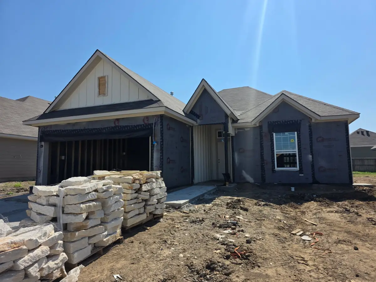 1402 Lake Ridge Drive, Brenham, TX 77833 - #1