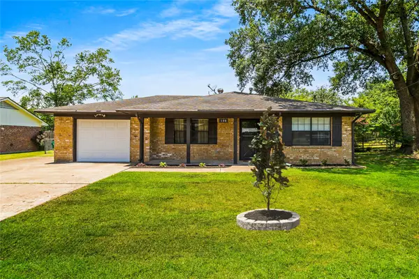 108 W Viser Street, Madisonville, TX 77864