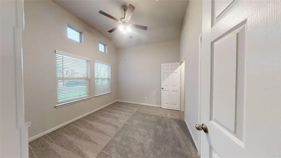 1031 Comal Trail, Dayton, TX 77535 - Image #3