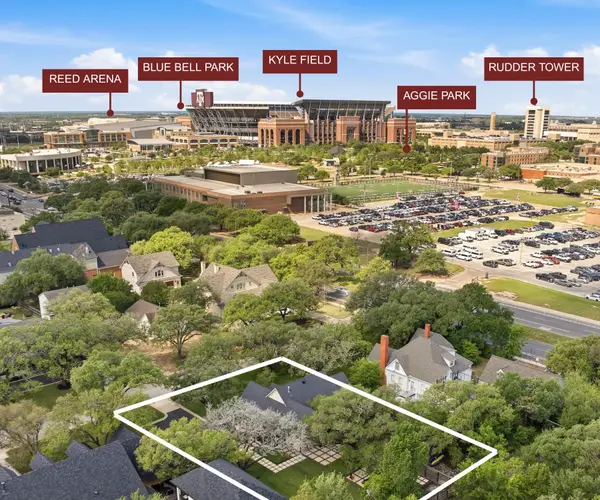 107 Pershing Avenue, College Station, TX 77840