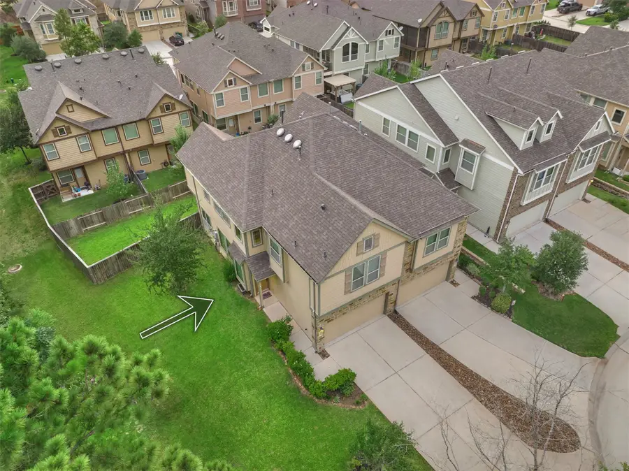 130 Berlandier Ash Court, Montgomery, TX 77316 - Image #2