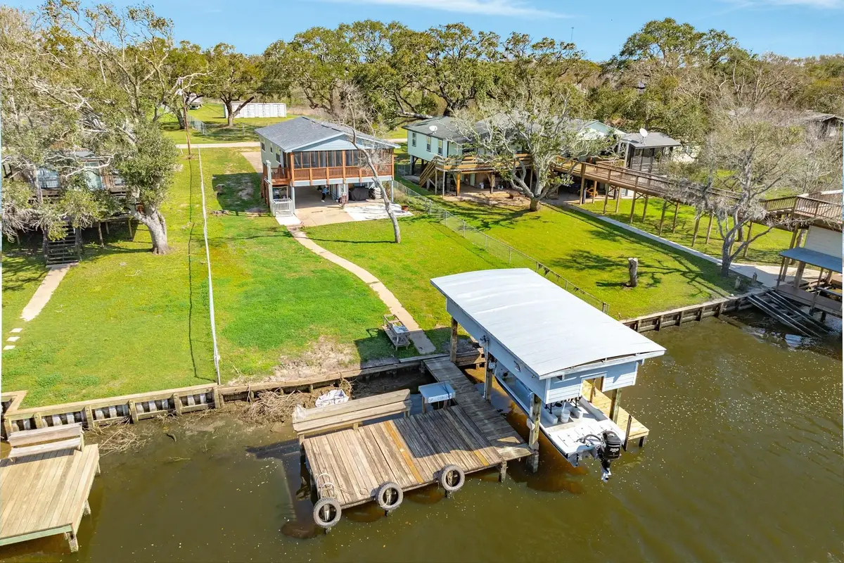 1331 Private Road 652, Sargent, TX 77414 - #1