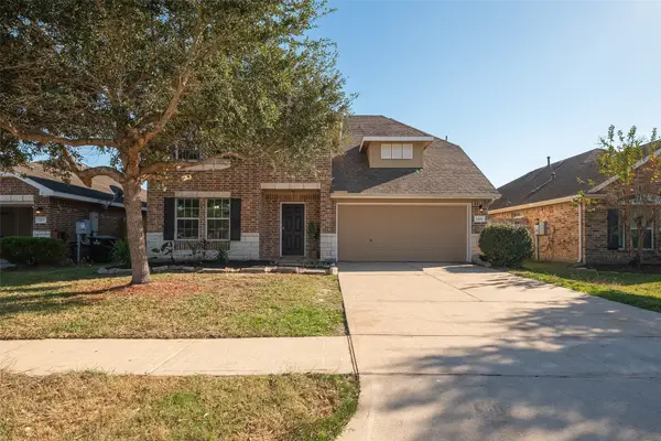 1203 Quarterhorse Drive, Alvin, TX 77511