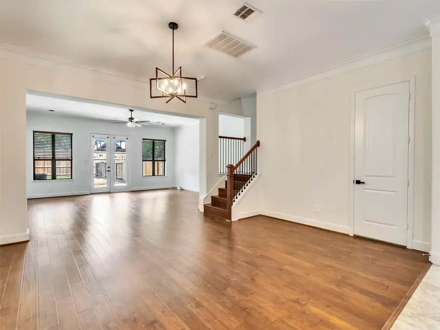 545 W 25th Street, Houston, TX 77008 - #3