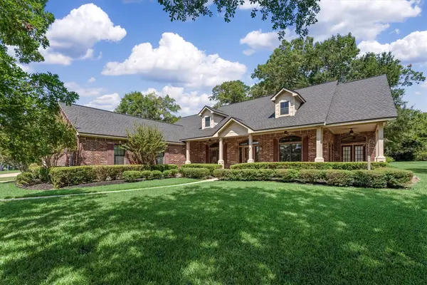 11875 Sagittarius Drive E, Willis, TX 77318