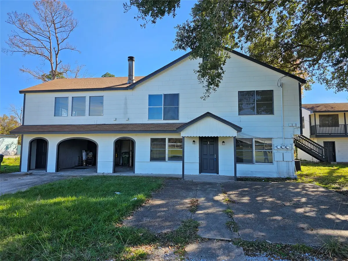 105 W Linney Street, Dayton, TX 77535 - Image #1