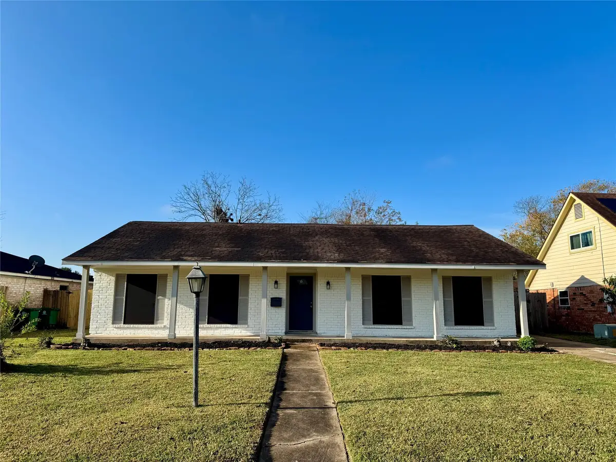 11010 Sageburrow Drive, Houston, TX 77089 - Image #1