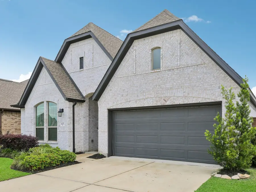 615 Livermore Street, Webster, TX 77598 - #2