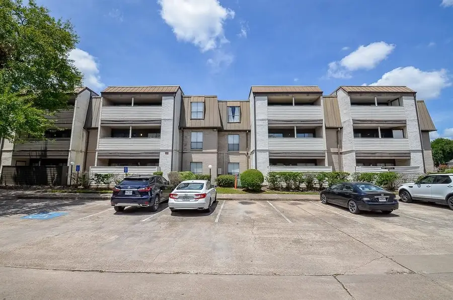 3075 Walnut Bend Lane #23, Houston, TX 77042 - #2