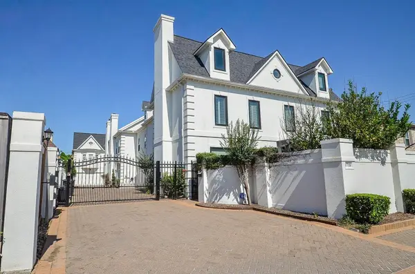 1718 Nantucket Drive #C, Houston, TX 77057