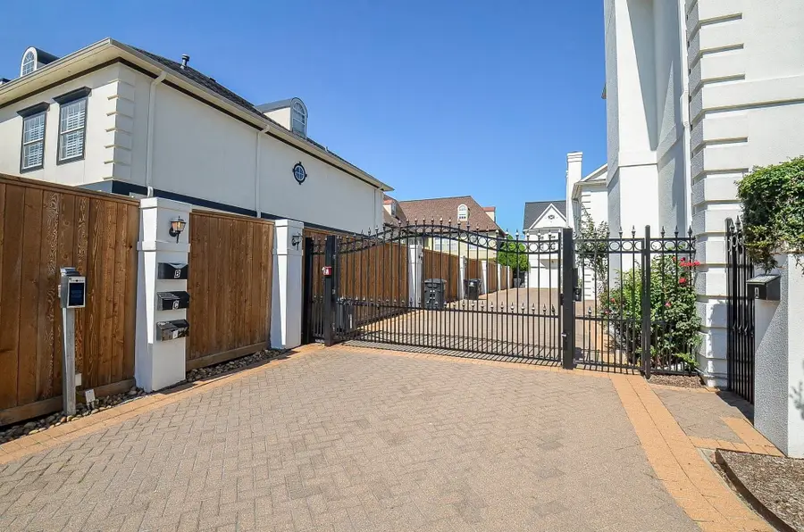 1718 Nantucket Drive #C, Houston, TX 77057 - #3