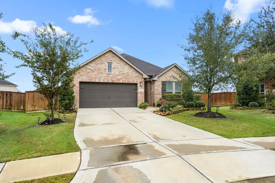 929 Lunar View Court, Katy, TX 77493 - Image #2