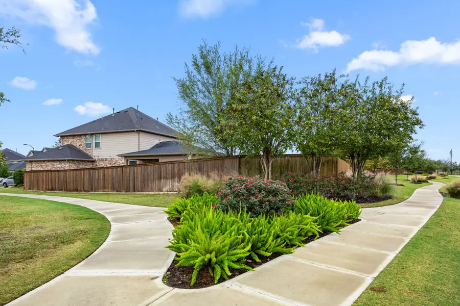 929 Lunar View Court, Katy, TX 77493 - Image #3