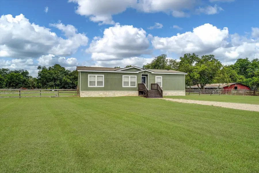 2204 County Road 288, Angleton, TX 77515 - #2