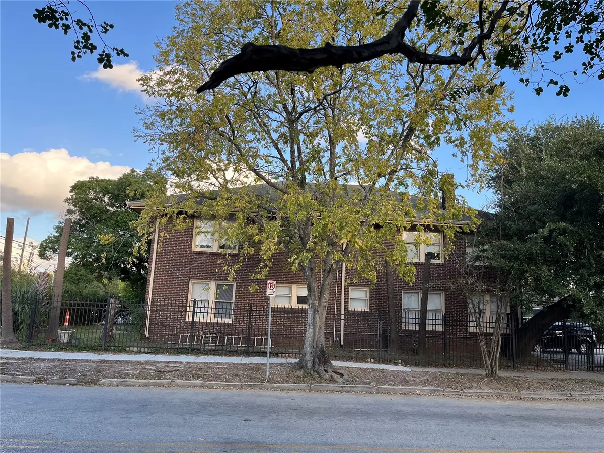 1539 Westheimer Corner, Houston, TX 77006 - Image #1