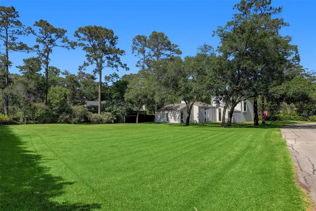 320 Blalock Rd, Piney Point Village, TX 77024 - #1