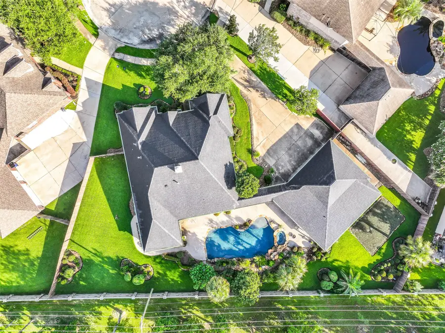 906 High Ridge Circle, Friendswood, TX 77546 - #2