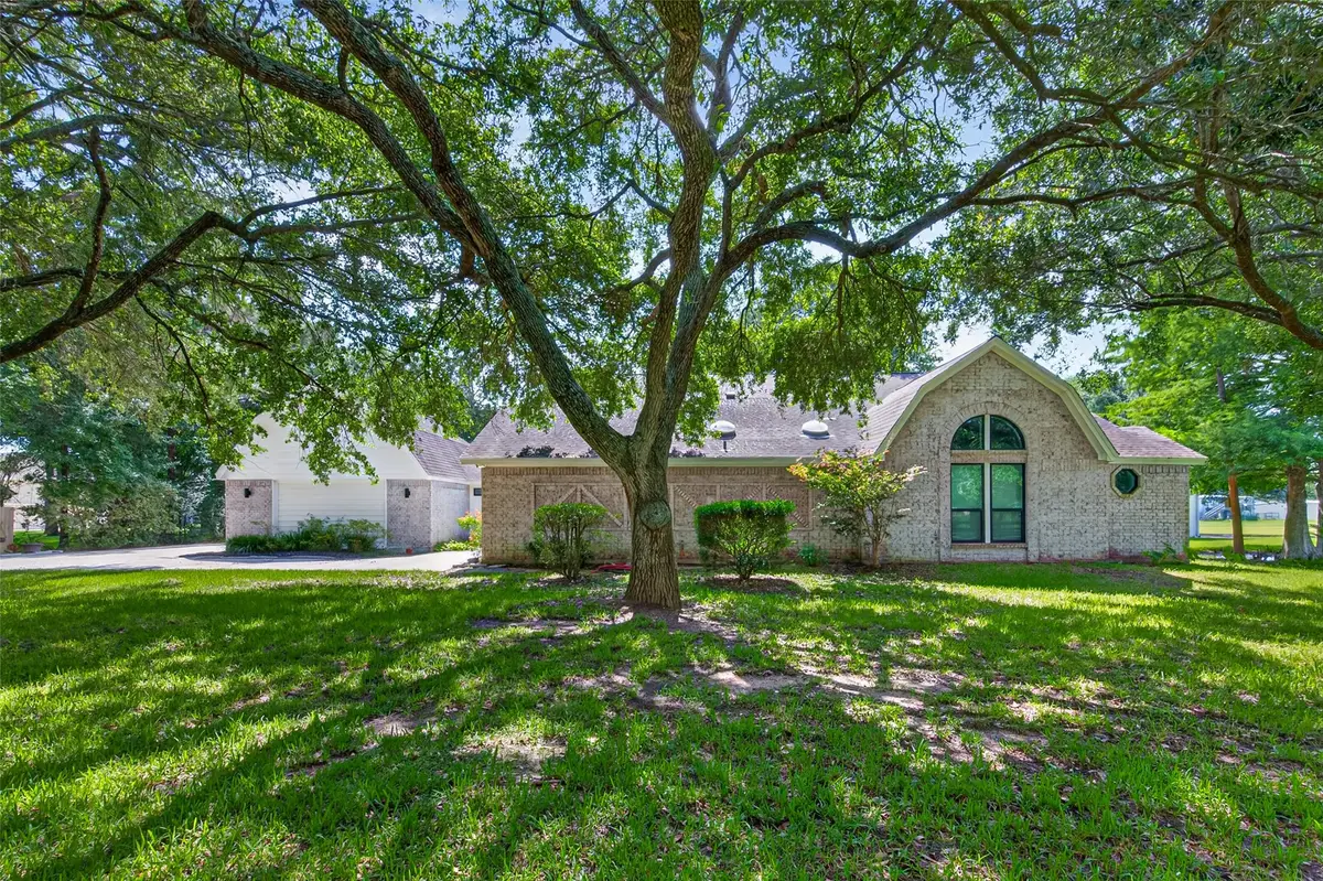 27 E Kitty Hawk Street, Richmond, TX 77406 - #1