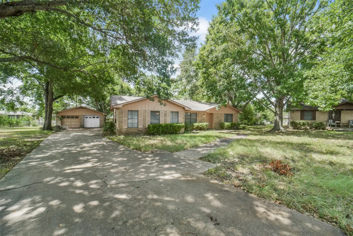 321 Johnson Street, Brenham, TX 77833 - #1